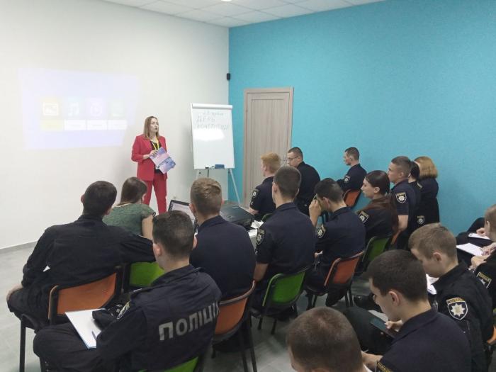 Курсанти ХНУВС стали учасниками правового тренінгу «Права дитини – найвища цінність!»