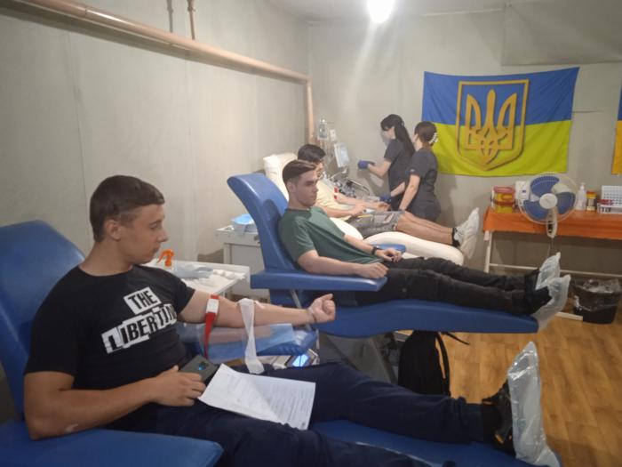 Студенти-спортсмени університету здали кров для бійців ЗСУ