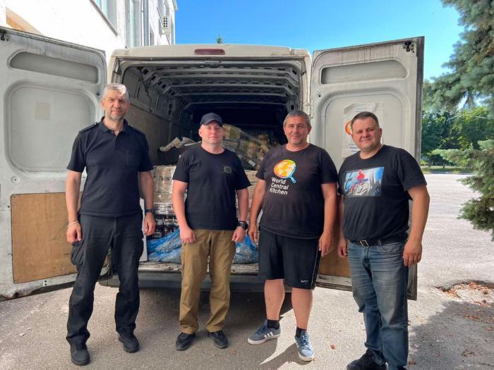 ХНУВС продовжує надавати гуманітарну допомогу