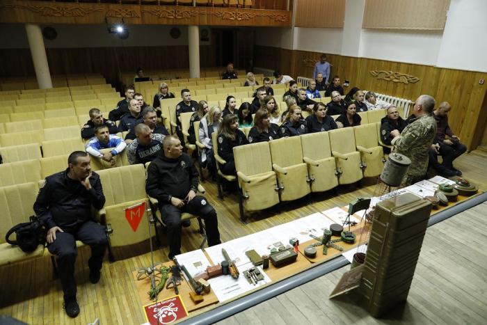 Про правила поводження з вибухонебезпечними предметами – працівникам університету