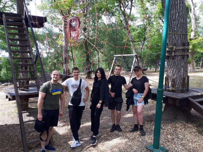 Курсанти відпрацювали альпіністські навички долання вершин