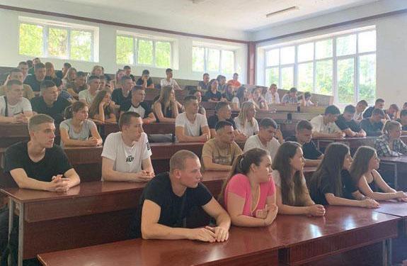 Неправдиві повідомлення та як їм протистояти