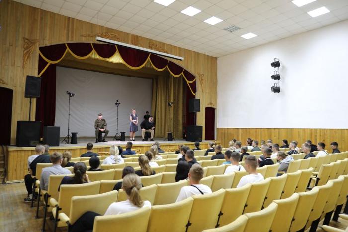 Мистецтво задля перемоги над війною