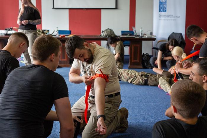 Курсанти взяли участь у тренінгу з надання допомоги пораненим в умовах бойових дій