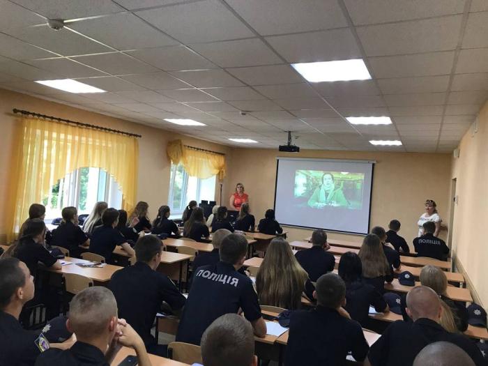 Порівняння соціальної структури України та Німеччини стали темою бінарного заняття з соціології