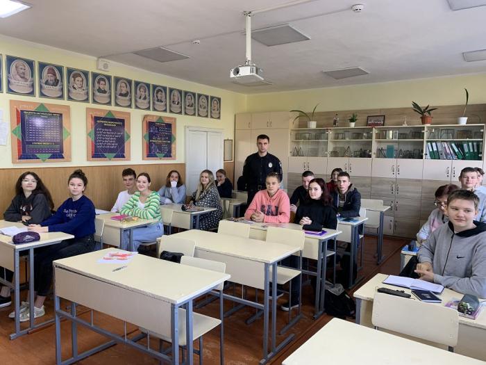 Профорієнтаційна зустріч зі старшокласниками