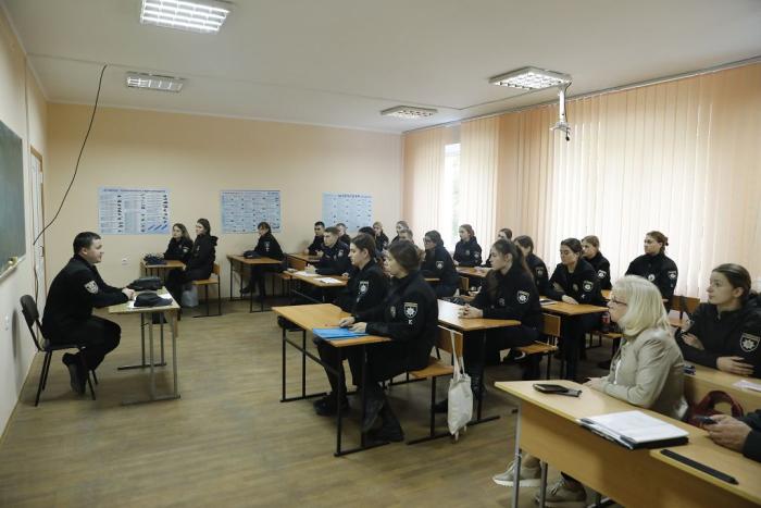 Бінарні заняття з питань дитячої безпеки у воєнний час