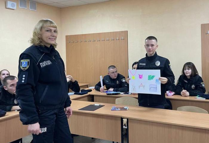 Навчально-практичні заняття для курсантів: як надавати першу психологічну допомогу