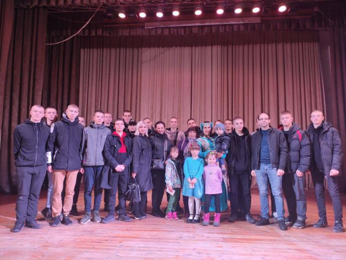 Курсанти університету відвідали благодійний концерт на підтримку ЗСУ