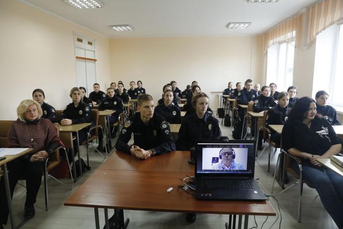 Представники ХНУВС взяли участь у інформаційному онлайн-заході, присвяченому питанню психологічного здоров’я