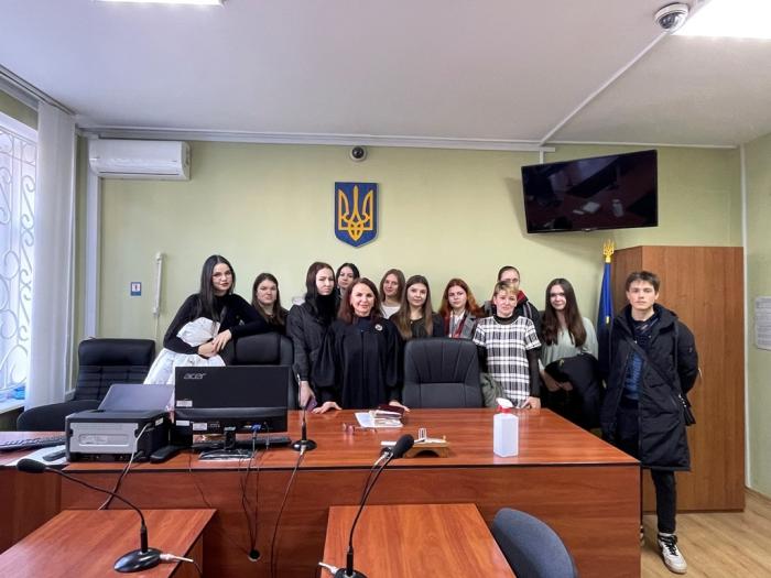 Студенти ознайомилися з роботою Сумського районного суду