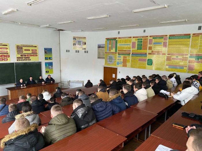 Працівники Департаменту кримінального аналізу Національної поліції провели зустріч з курсантами ХНУВС