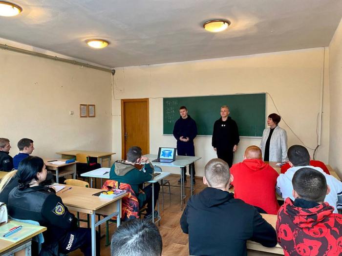 Засідання наукового гуртка кафедри іноземних мов