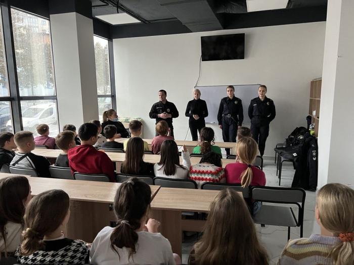 Інформаційно-просвітницькі заходи для школярів з питань протидії насильству