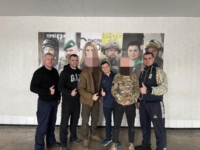 Тримаємося разом!