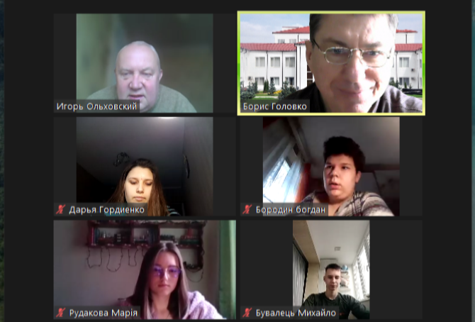 Учнів ЗОШ № 56 м. Харкова запросили на навчання до університету