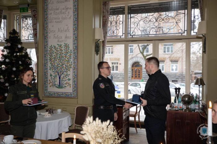 Міністр відзначив 10 курсантів за героїчні вчинки під час війни, серед яких і курсант ХНУВС Микита Нестеренко