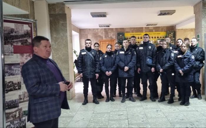 У ХНУВС відкрито виставку «Українська революція 1917-1921 рр.: регіональний вимір»