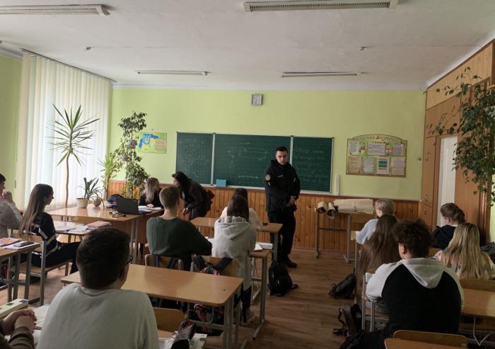 Представники вишу завітали до учнів Дунаєвецького ліцею