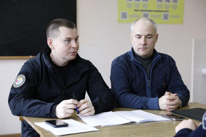 Бінарне семінарське заняття за участі народного депутата