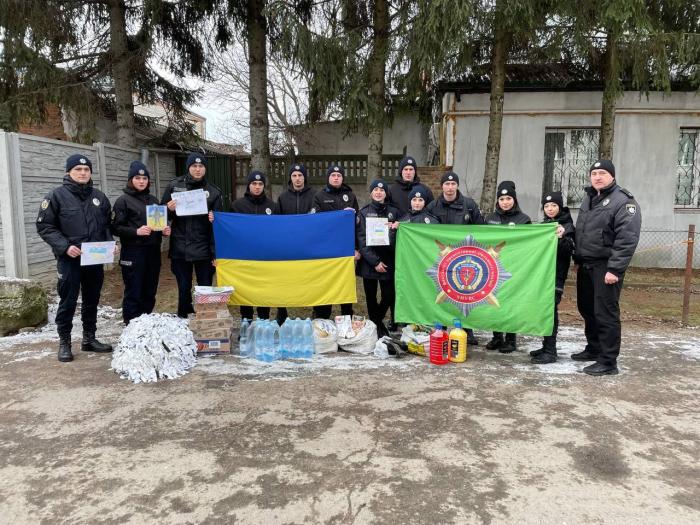 Допомагаємо і обов'язково переможемо!