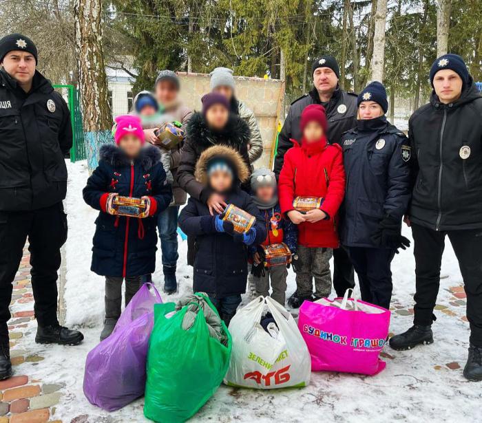 Допомагаємо і обов'язково переможемо!
