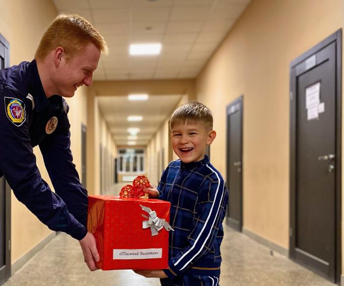 В університеті на Хмельниччині пройшла акція «Таємний Валентин»