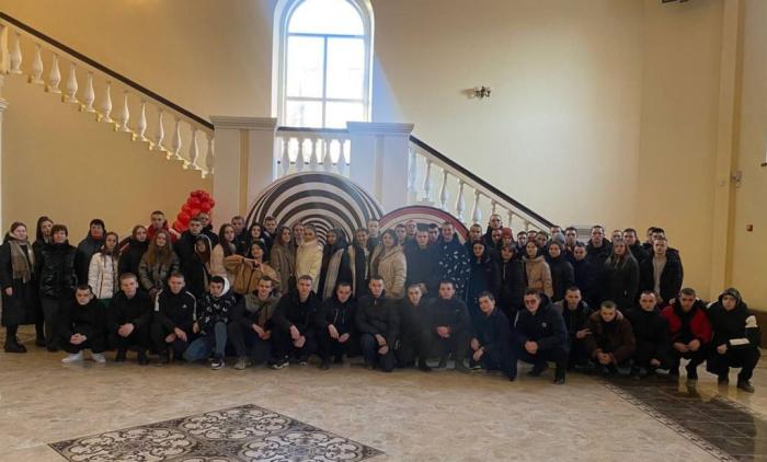 На Хмельниччині курсанти відвідали захід «Любов сильніша за війну»