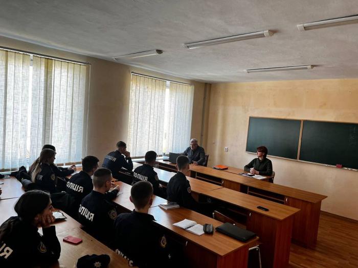 Бінарне заняття з логіки юриспруденції