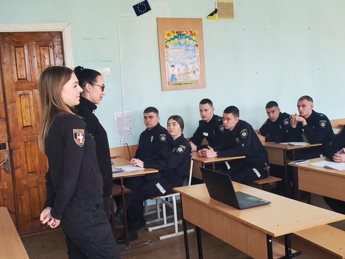 Бінарні заняття – дієвий засіб формування професійної компетенції майбутніх правоохоронців