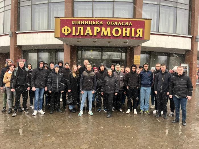 Курсанти відвідали концерт народної пісні