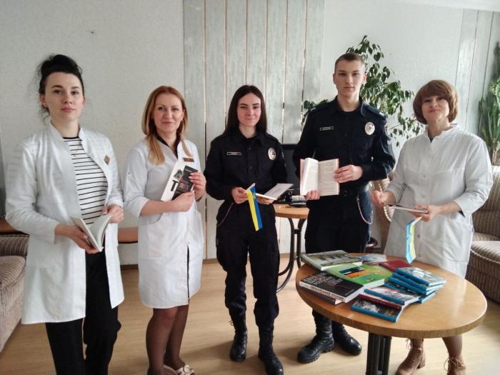 Книга – зцілює, відволікає та надихає