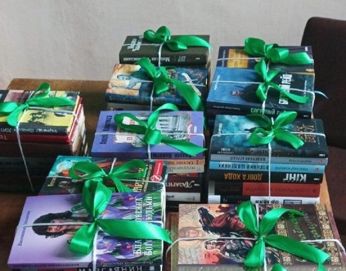 «Книги героям»