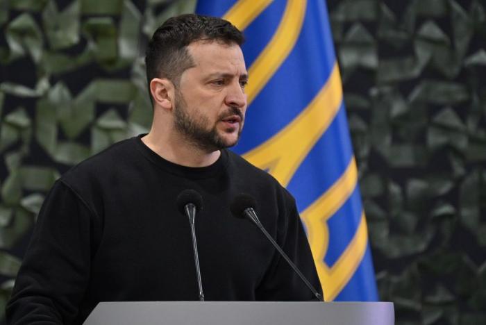 Президент України вручив працівникам ХНУВС державні нагороди 