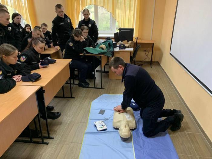 Курсанти Сумської філії відпрацювали навички надання першої медичної допомоги