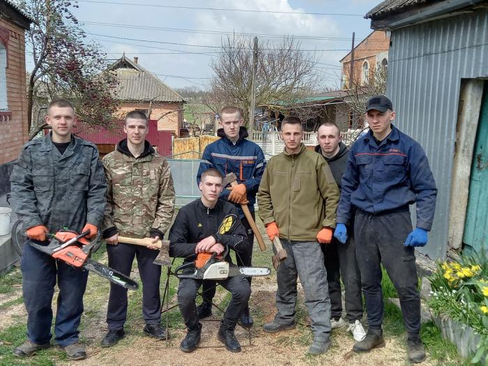 Допомагаємо й обов'язково переможемо