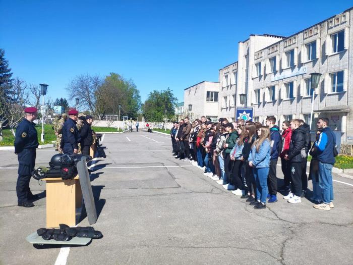 В університеті триває реалізація навчально-підготовчого курсу «Кадетський корпус поліції»