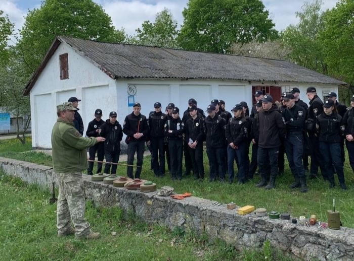 Практичне заняття з ідентифікації вибухонебезпечних предметів