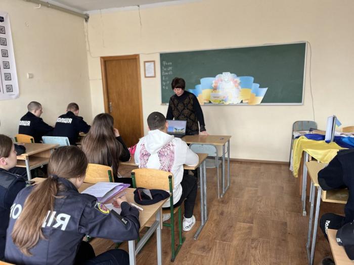 Кураторська година «Якщо ти українець – будь ним!»