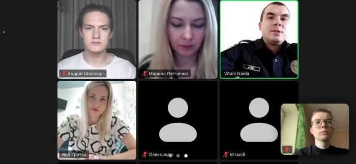 Здобувачів освіти Кременчуцького льотного коледжу ХНУВС ознайомили з діяльністю Школи наукового лідерства