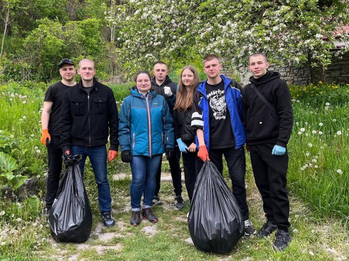 Курсанти університету взяли участь в екологічній акції