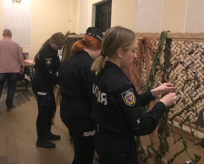 Волонтерська робота курсантів університету триває