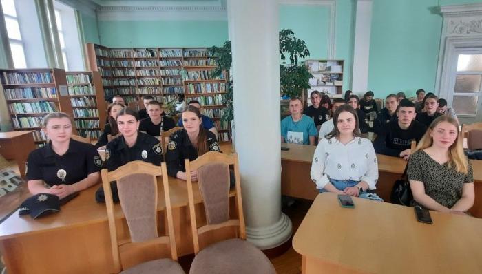 Курсанти університету взяли участь у презентації книги «Українська міфологія»