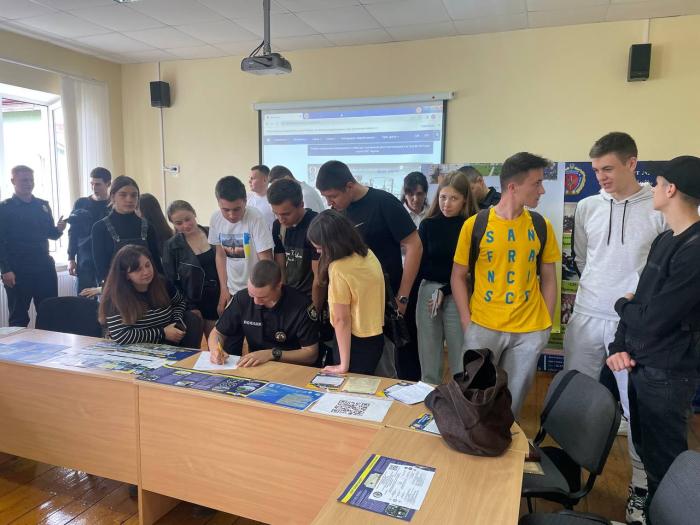 Профорієнтаційна зустріч з учнями Рукшинського ліцею