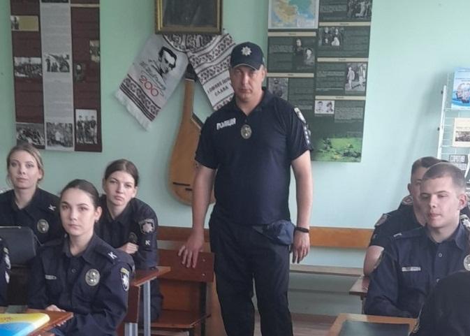 З курсантами провели бінарне заняття щодо складання процесуальних документів