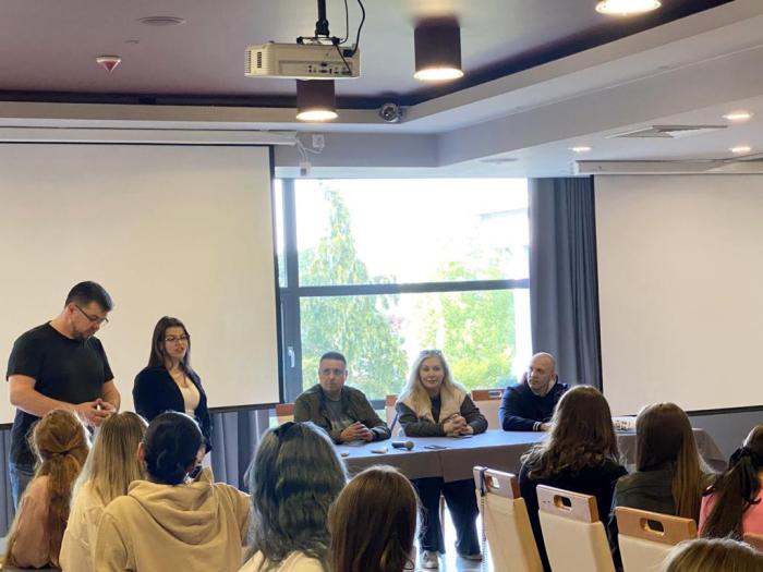 Курсанти та студенти ХНУВС продовжують навчання в межах проєкту «Літньої школи» Університету ім. Адама Міцкевича в Познані (Польща)