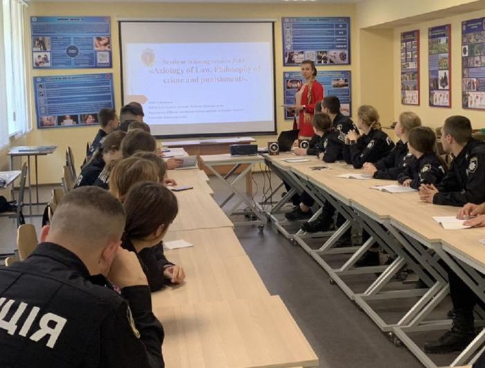 «Філософія права» англійською мовою