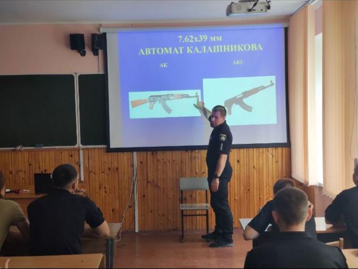 У ХНУВС триває підготовка поліцейських до дій в умовах воєнного стану