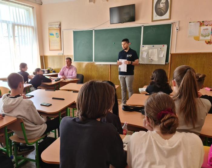 Профорієнтаційна зустріч зі старшокласниками
