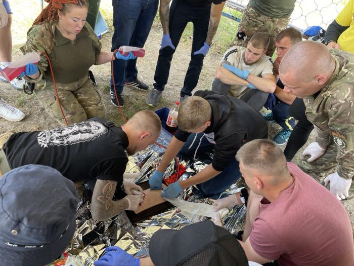 Бінарне заняття за участю бойового медика